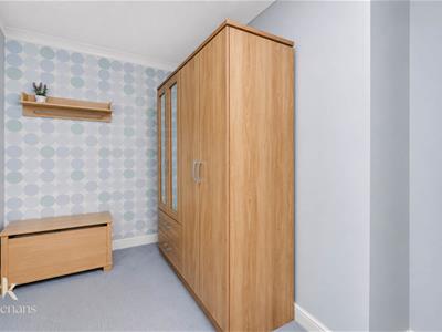Picture 18